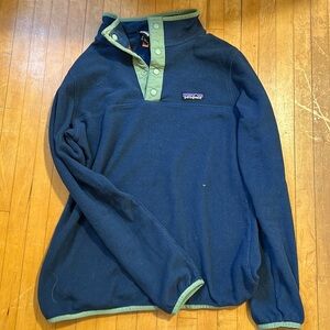 Women’s small Patagonia pullover